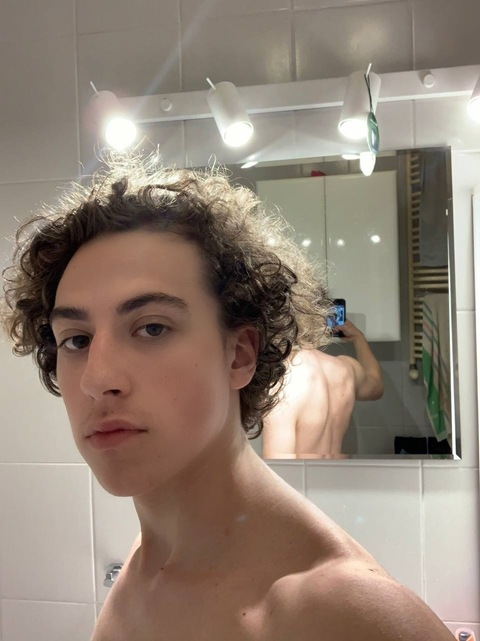 Leaked aaaron_bb header onlyfans leaked