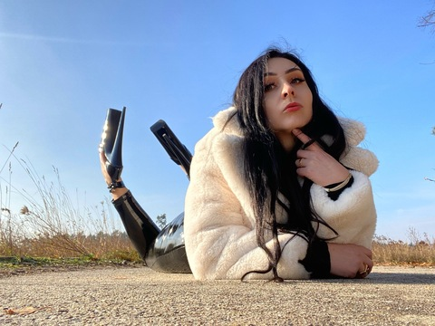 Leaked alexasheels header onlyfans leaked