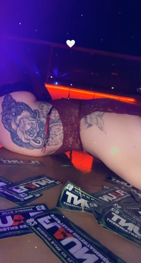 Leaked amberr22121 header onlyfans leaked