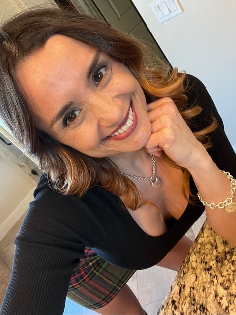 Leaked angelvixenmom header onlyfans leaked