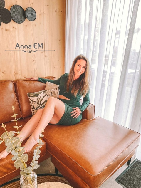 Leaked annaemsecretlook header onlyfans leaked