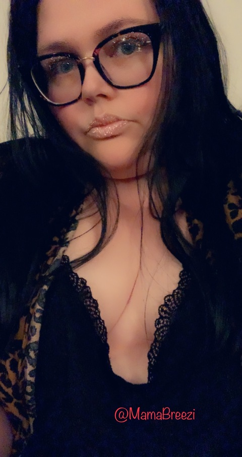 Leaked breezinichole header onlyfans leaked