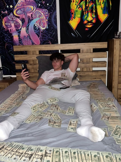 Leaked cashalphaconnor header onlyfans leaked