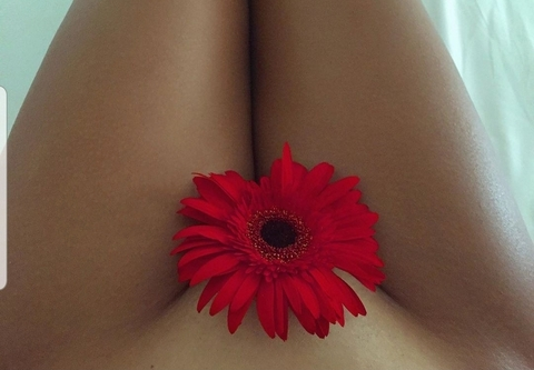 Leaked cherrypussylips header onlyfans leaked