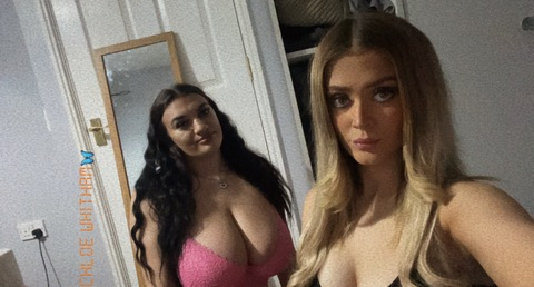 Leaked chloeandmegan header onlyfans leaked