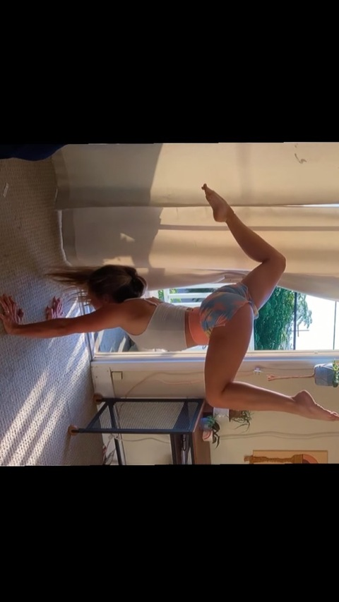 Leaked coachamylou header onlyfans leaked