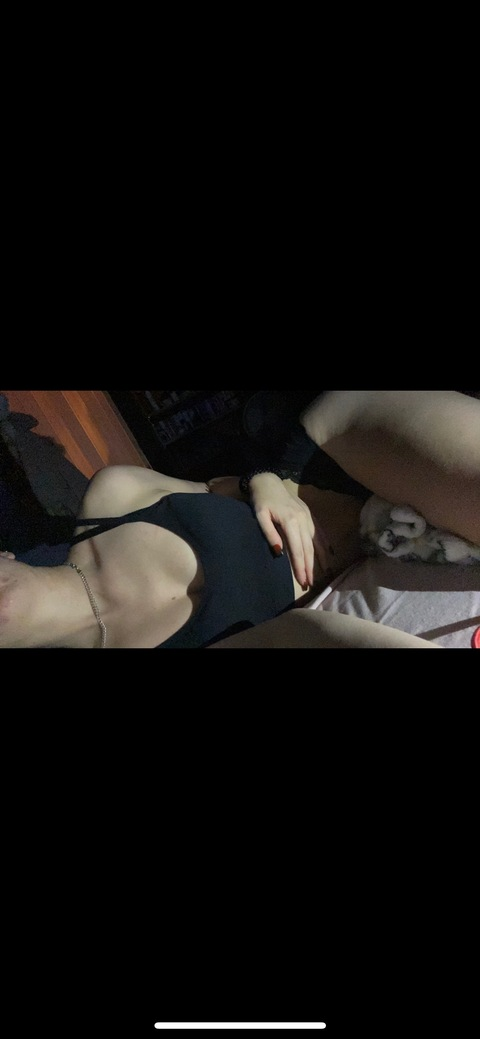 Leaked daddysgirl041999 header onlyfans leaked