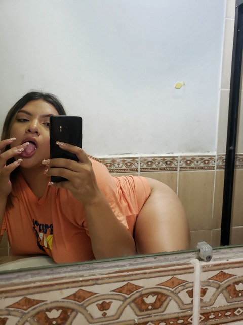 Leaked daniela_guevara header onlyfans leaked