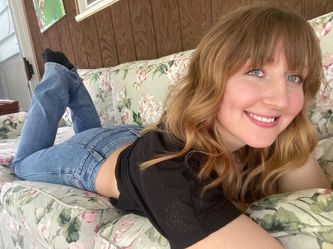 Leaked elenasadventures header onlyfans leaked