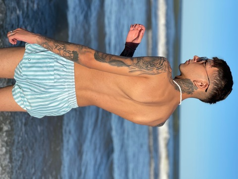 Leaked eliasgomez00ok header onlyfans leaked