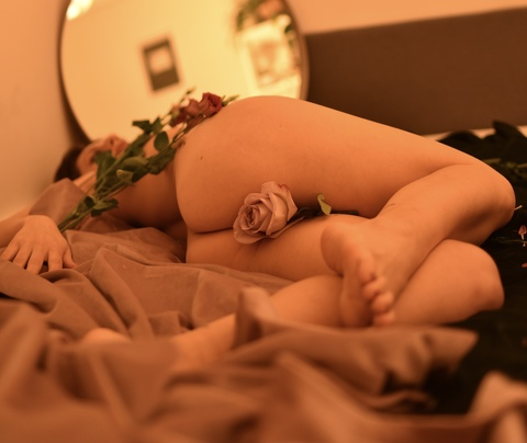 Leaked elleinsthlm header onlyfans leaked