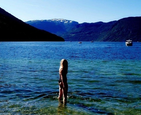 Leaked em_1997 header onlyfans leaked