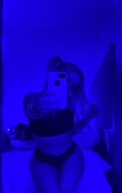 Leaked emeryy01 header onlyfans leaked