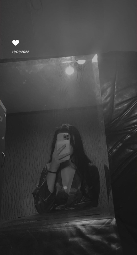 Leaked evvaiirbbe header onlyfans leaked