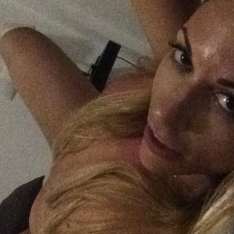 Leaked frankiegoestothegym header onlyfans leaked