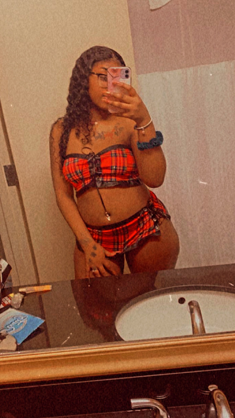 Leaked freaky.baddies_300 header onlyfans leaked