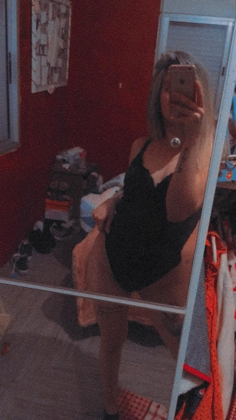 Leaked fv1998paola header onlyfans leaked