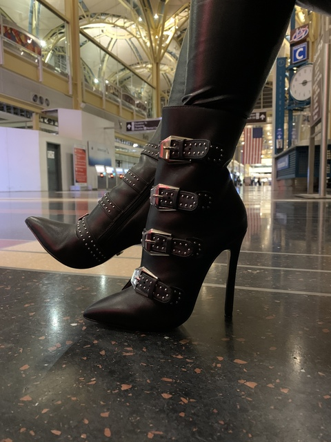 Leaked goddess_ana_lafortune header onlyfans leaked