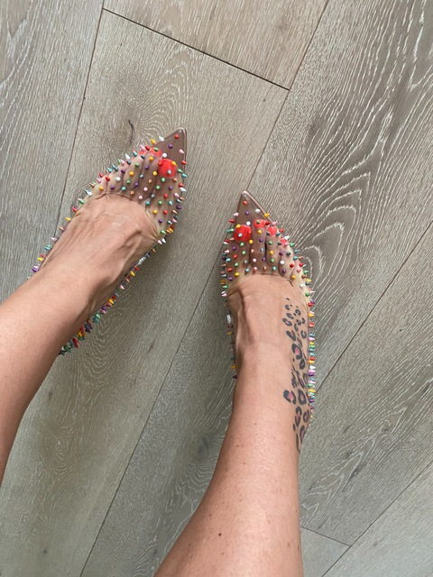 Leaked goddessastrid header onlyfans leaked