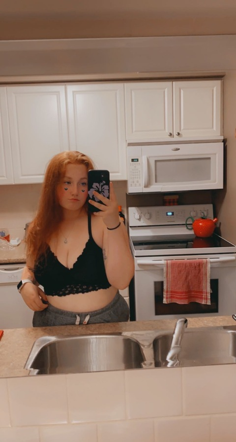 Leaked h.a.i.l.38.y header onlyfans leaked