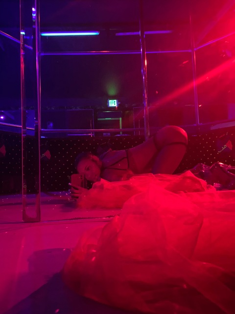 Leaked iminlovewithastripperr header onlyfans leaked