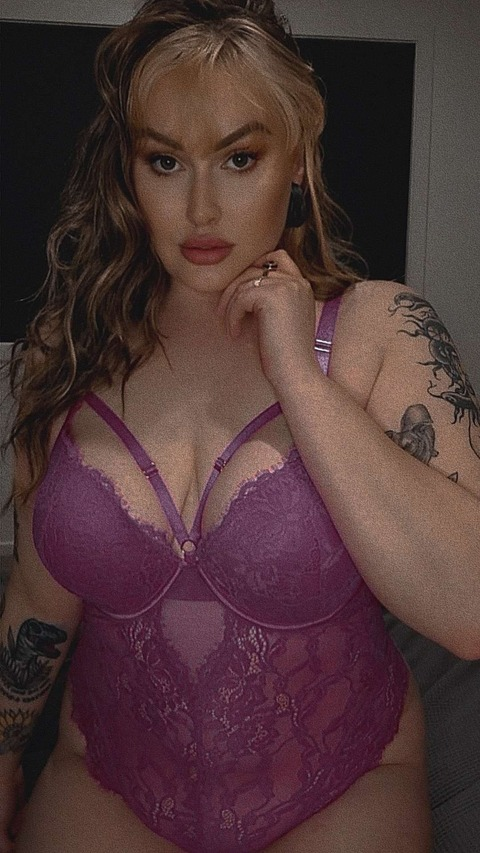 Leaked k1ttyiris header onlyfans leaked