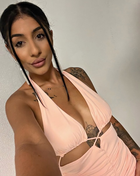 Leaked larisa3001 header onlyfans leaked