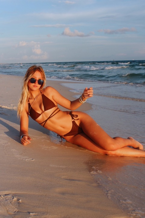 Leaked livinlikelivv header onlyfans leaked