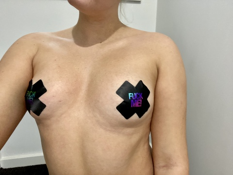 Leaked lulugetsnaked header onlyfans leaked