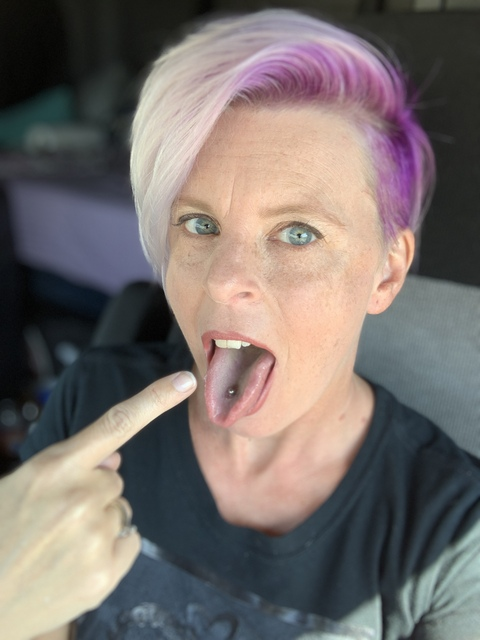 Leaked meanjeanne header onlyfans leaked