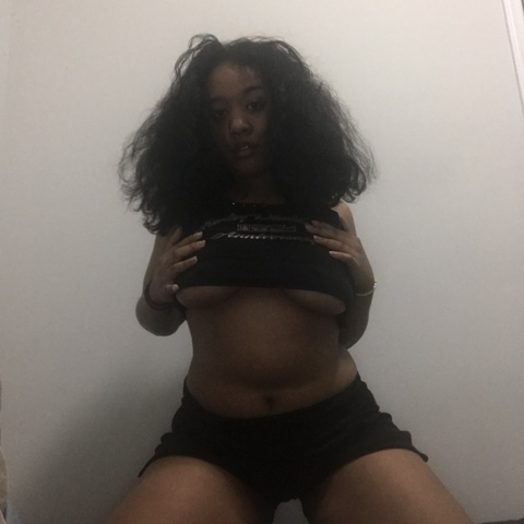 Leaked mommym1lk3rs header onlyfans leaked