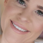 mrsmackenzie (Beautiful3) OnlyFans Leaked Content 

 profile picture