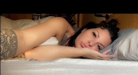 Leaked notyouraveragesoccermom header onlyfans leaked