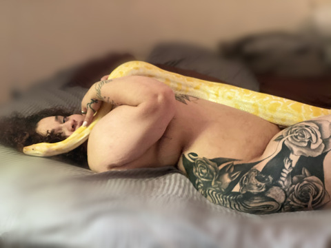 Leaked officiallylamedusa header onlyfans leaked