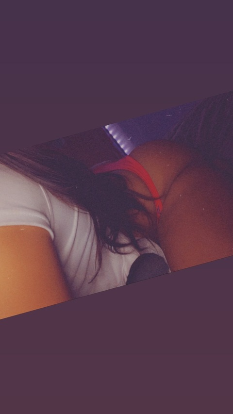 Leaked prettylittleyin header onlyfans leaked