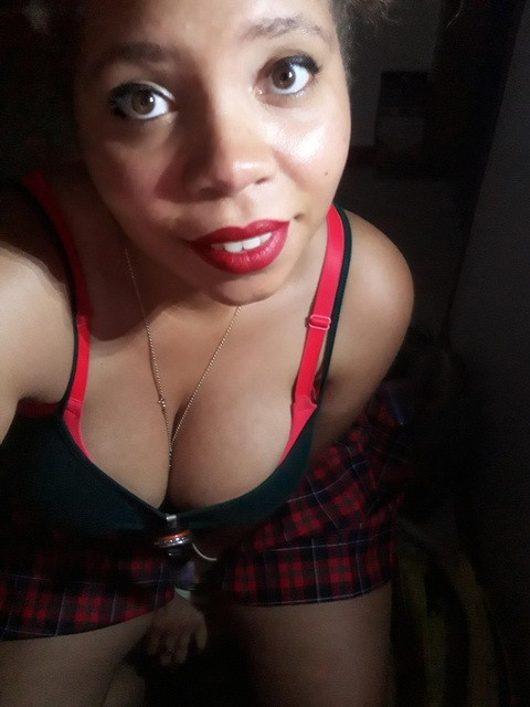 Leaked redbonebeaut header onlyfans leaked