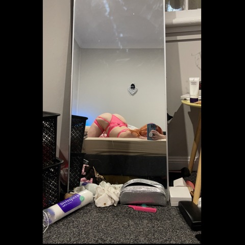 Leaked roseyyposeyyy header onlyfans leaked