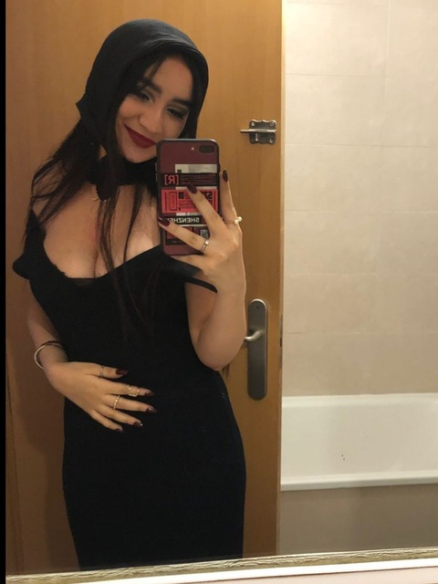 Leaked salma-abb header onlyfans leaked