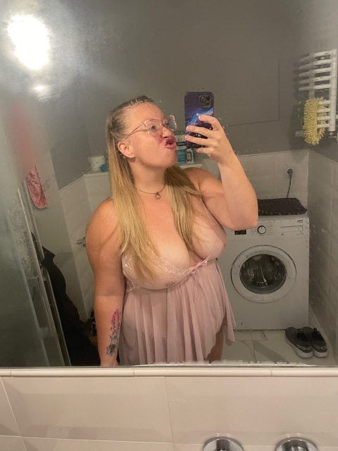 Leaked sunflowr12 header onlyfans leaked