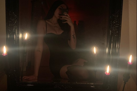 Leaked the.succubus.lilith header onlyfans leaked