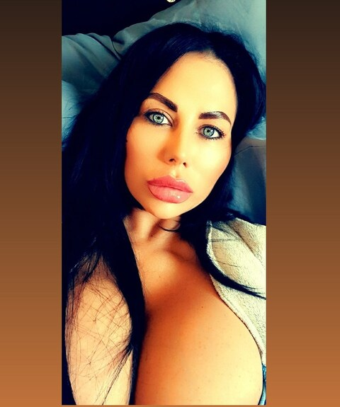 Leaked tiacleggxx header onlyfans leaked