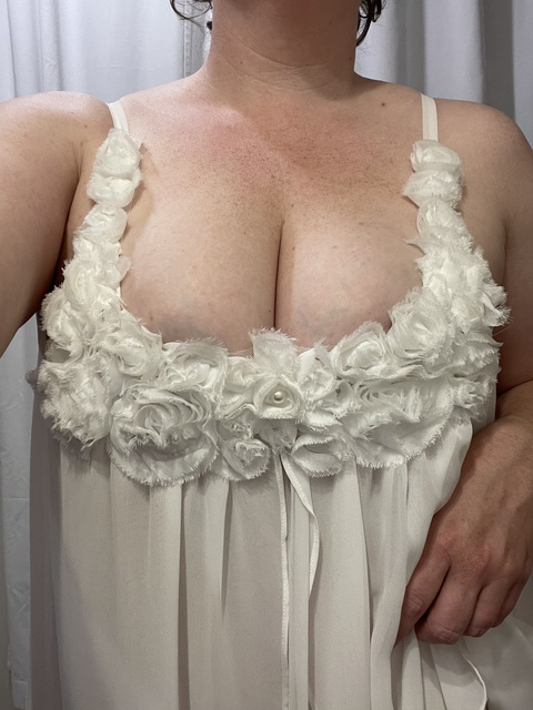 Leaked tigolbittybetty1 header onlyfans leaked