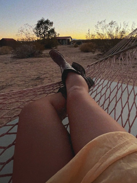 Leaked tootsbootsnlingerie header onlyfans leaked