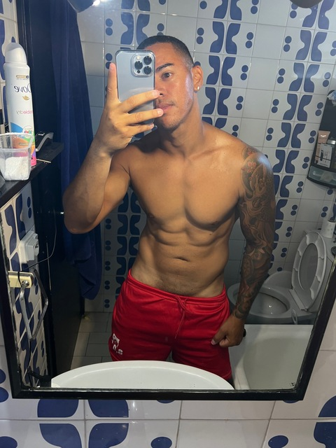Leaked u175231513 header onlyfans leaked