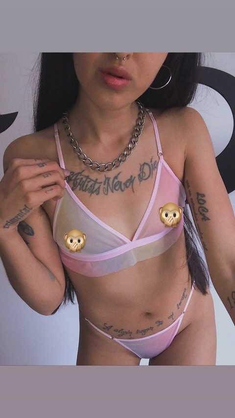 Leaked waanderlustury header onlyfans leaked