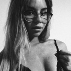 xxxjulie (Julie) OnlyFans Leaked Pictures and Videos 

 profile picture