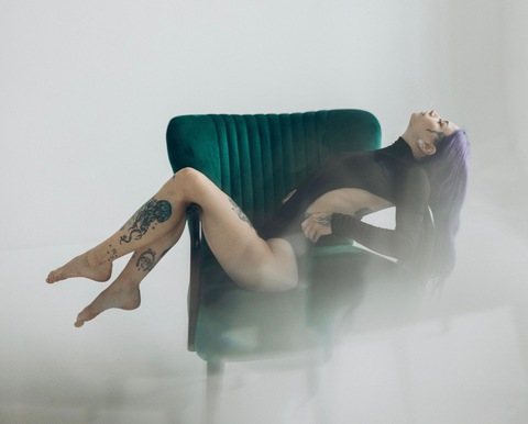 Leaked your_purple_dream header onlyfans leaked