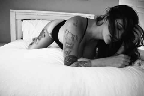 Leaked yourneighborhoodmilf header onlyfans leaked