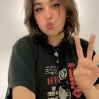 Zoe (zoewolf16) Leak OnlyFans 

 profile picture