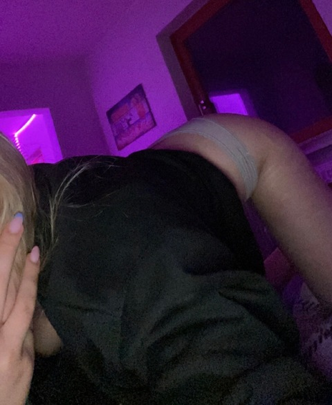 Leaked zoexlovee header onlyfans leaked